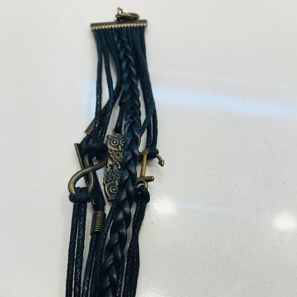 Black layered Bracelet - Picture 3 of 3